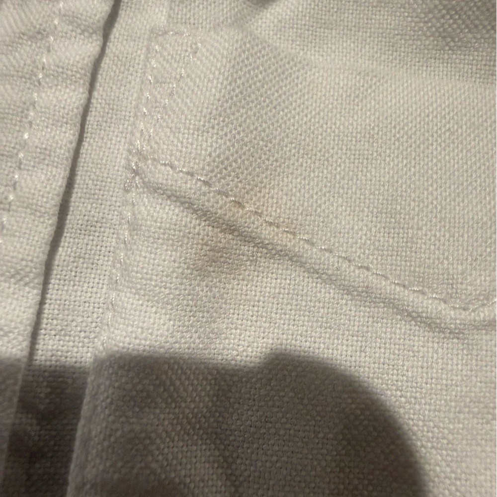 White beachy Short-Sleeve Button-Up Shirt - Picture 2 of 3